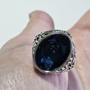 Silver Tone Blue Oval Faceted Rhinestone Ring Size 10.5
